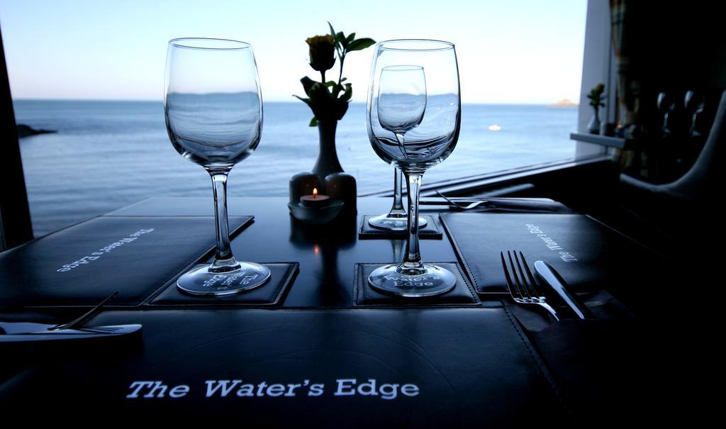 Water'S Edge Hotel Bouley Bay Eksteriør billede